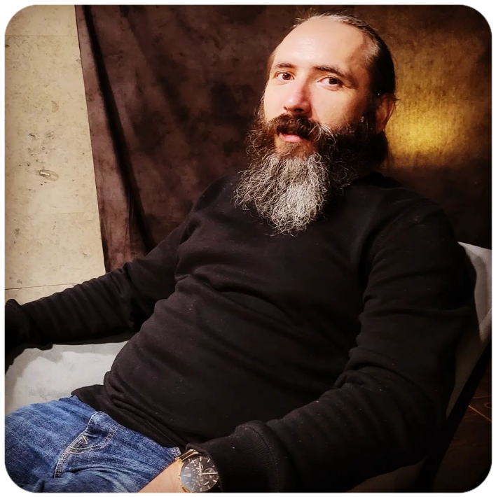 Юрий Исламов Руны в Москве и Дистанционно Обучение Рунам Москва и Онлайн
